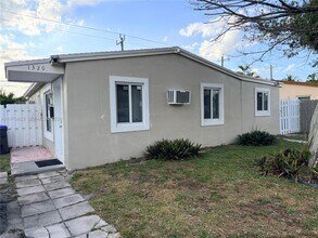 Building Photo - 1320 N 69th Way