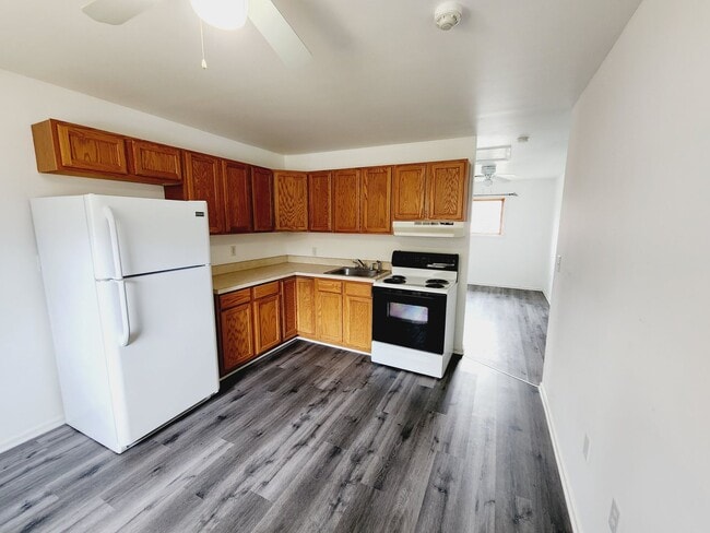 Foto del edificio - 1811 Route 611