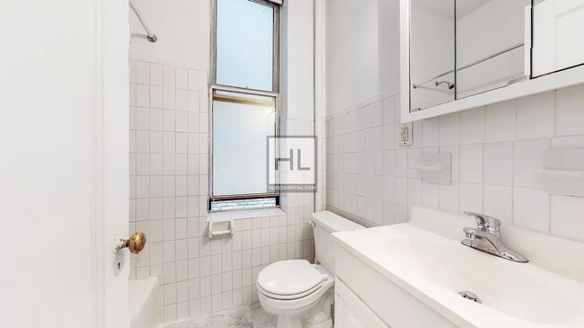 Foto del edificio - E 81st St