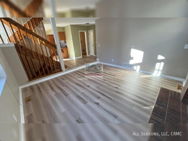 Foto del edificio - 8525 Pepperridge Dr