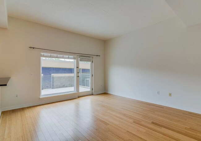Foto del edificio - 1101 18th Ave S