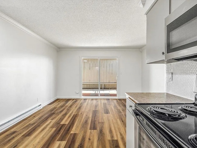 Foto del edificio - 917 E Indiana Ave