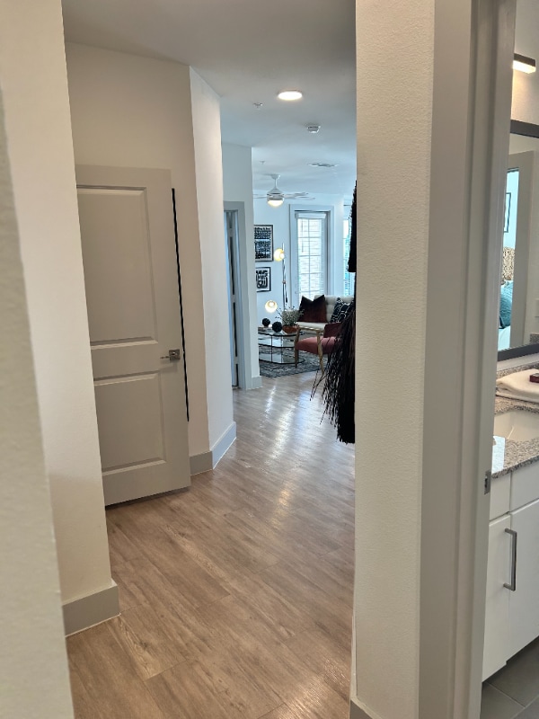 Foto del edificio - 1510 League Line Rd