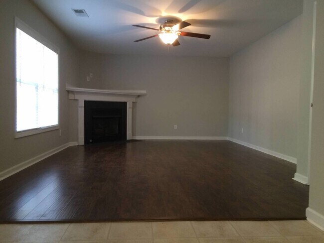 Building Photo - 160 War Admiral Dr