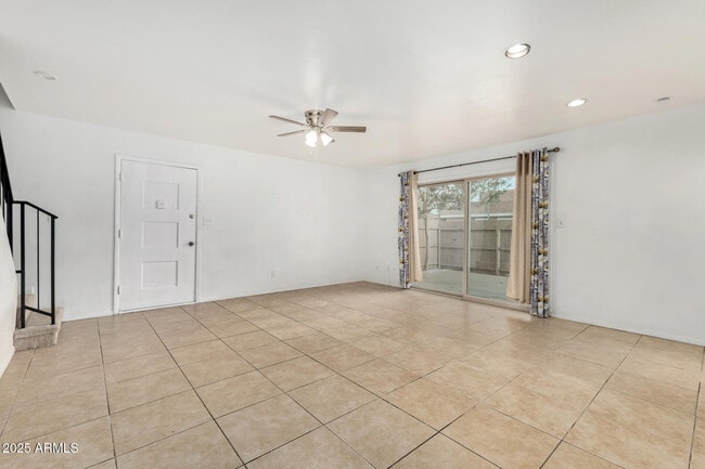 Building Photo - 8430 N 34th Dr