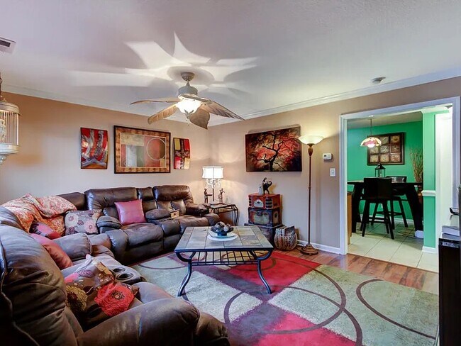 Building Photo - 4755 Forest Landing Way