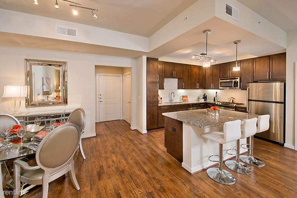Primary Photo - 1 br, 1 bath Apartment - 2817 W Dallas St 755