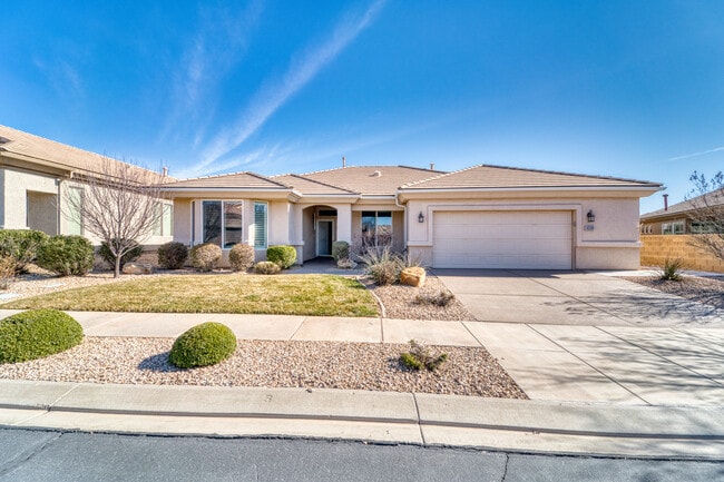 Building Photo - 4593 S Flaming Arch Dr