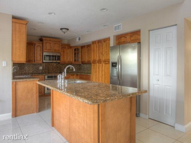 Building Photo - 3 br, 2.5 bath House - 3814 Woods Walk Blvd