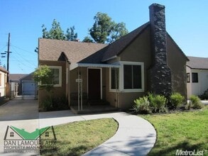 Building Photo - 3208 11th Ave