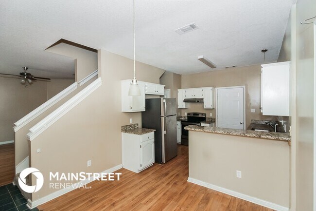 Foto del edificio - 768 Breeze Way