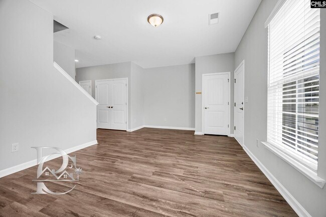 Foto del edificio - 183 Northwood St
