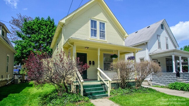 Building Photo - 610 S Ashley St