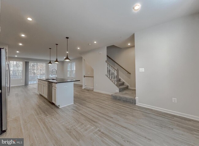 Building Photo - 44094 Eucalyptus Way