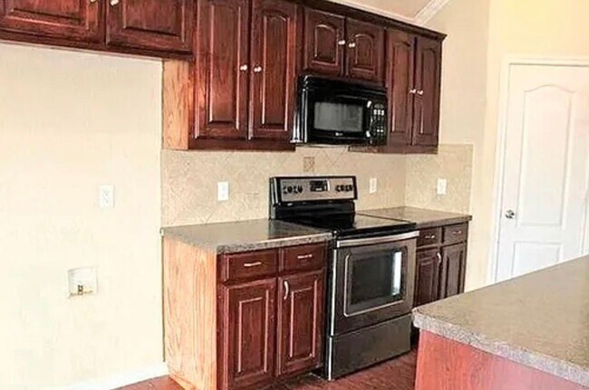 Building Photo - 5515 Paladium Dr