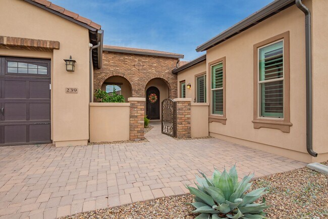 Building Photo - Luxury Lifestyle in Queen Creek AZ