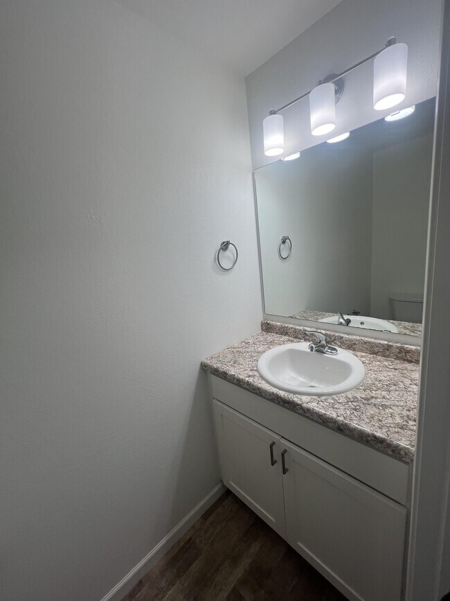 Foto del edificio - 5866 36th St S