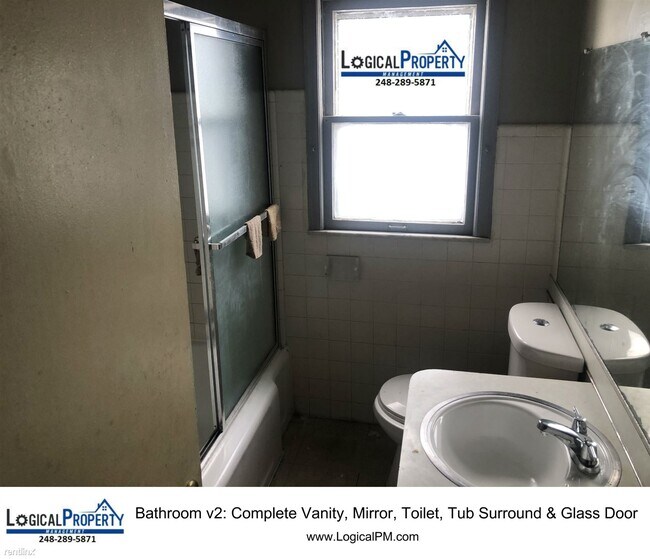 Foto del edificio - 3 br, 1 bath House - 15619 Coram St