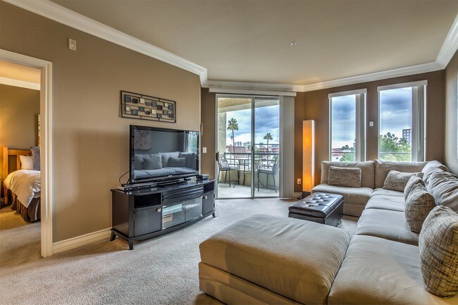 Foto del edificio - 230 E Flamingo Rd