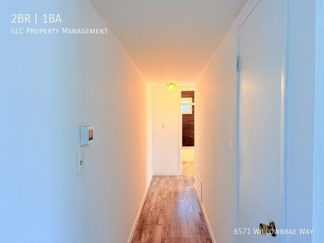 Foto del edificio - 6571 Willowbrae Way