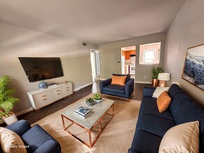 Building Photo - Cascades on the River