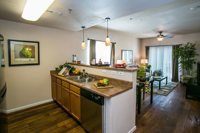Ladera Vista Apartments photo'