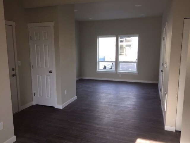 Building Photo - 2039 Washington St