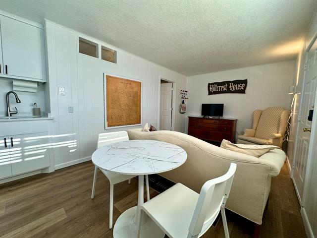 Foto del edificio - 2401 Church St