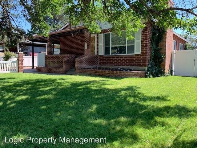 Building Photo - 934 E Sego Lily Dr