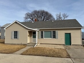 Building Photo - 607 S 10th St