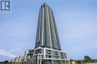 Building Photo - 3975-3975 Grand Park Dr