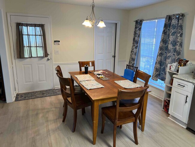 Foto del edificio - 206 Buckston Ct