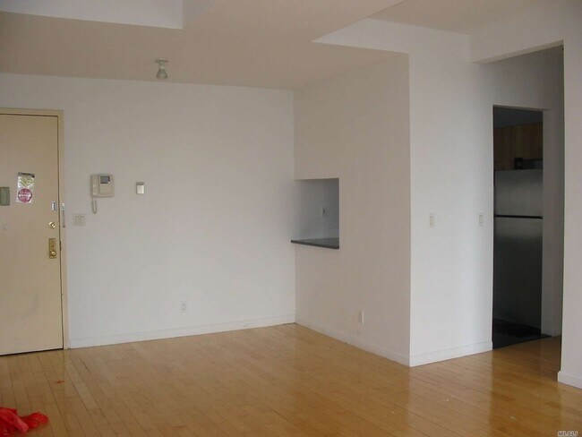 Foto del edificio - 135-9-135-40 40 Rd
