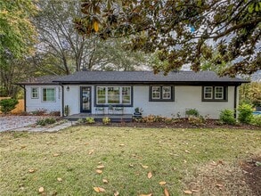 Building Photo - 710 Evelyn Dr
