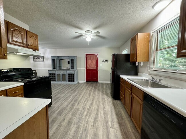Foto del edificio - Location, Community, Quality Living. It St...