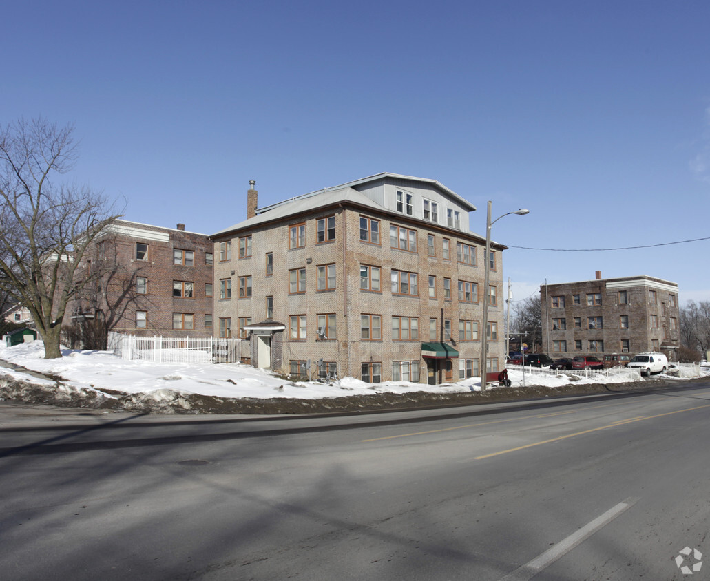 Primary Photo - 6th and Hickman Apartments