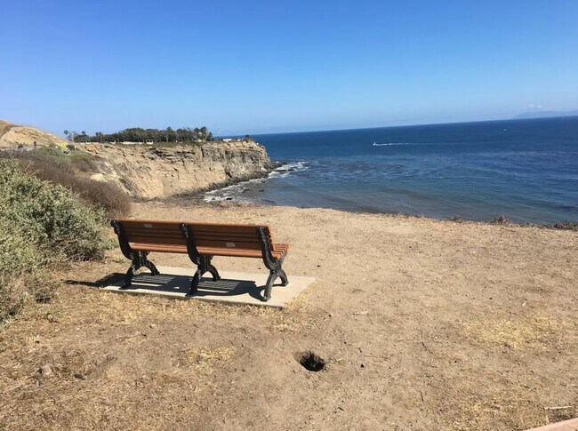 Vista del Paseo del Mar - a 3 cuadras - 534 W 39th St