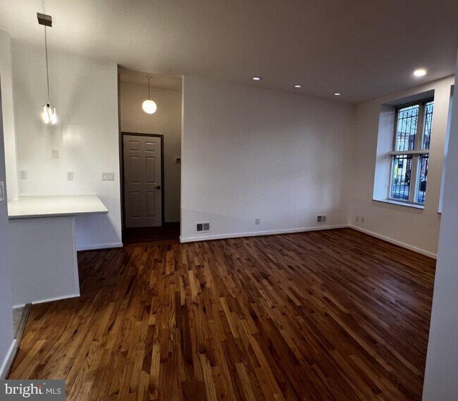 Foto del edificio - 1601 New Jersey Ave NW
