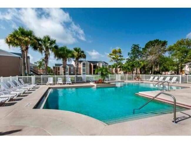 Building Photo - 1/1 Millennium Cove
