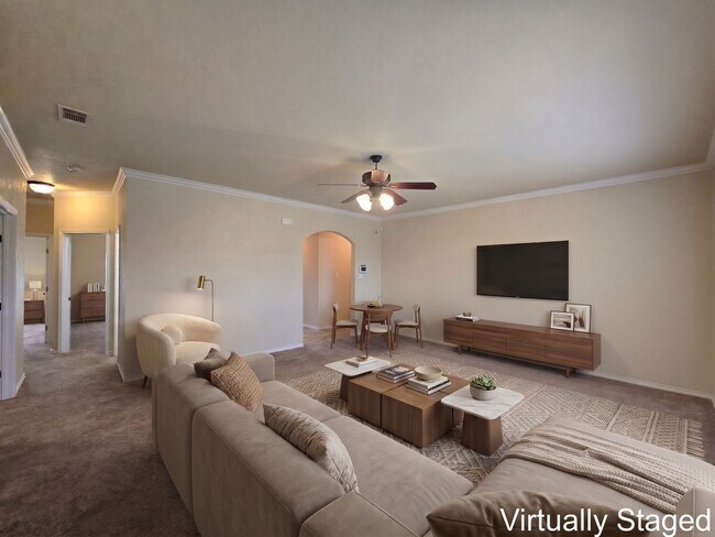 Foto del edificio - RENT REDUCTION & AVAILABLE NOW!