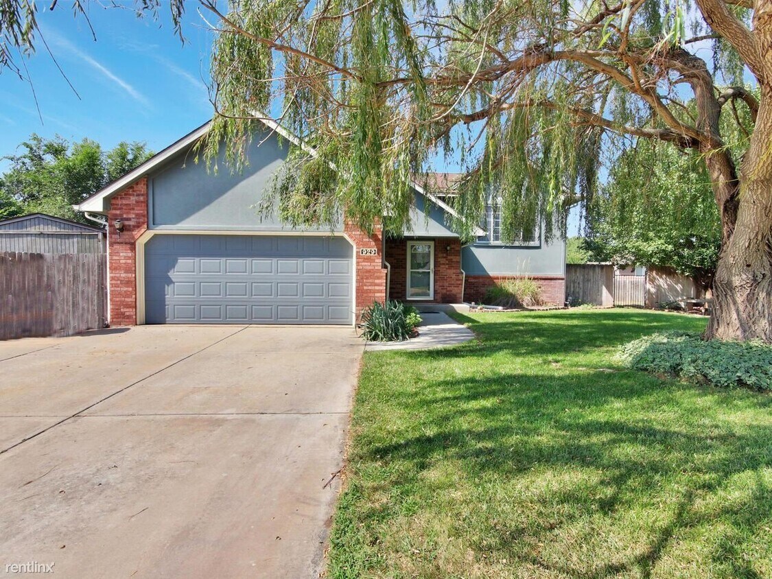 929 Southwind Ct, Goddard, KS 67052 House Rental in Goddard, KS