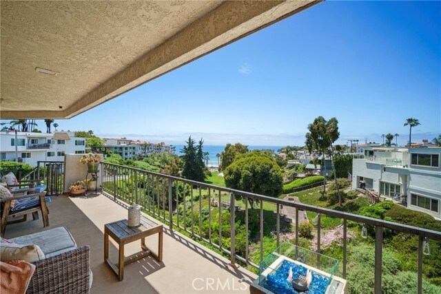 Foto del edificio - 320 Encino Ln