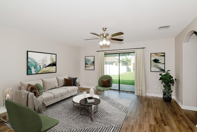 Building Photo - 11840 Valhalla Woods Dr