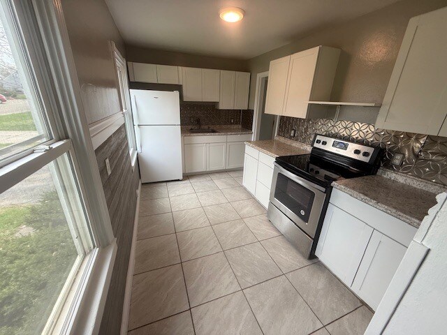 Foto del edificio - 54221 Maple Ln