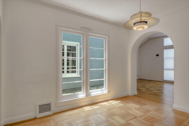 Foto del edificio - 85 Teresita Blvd