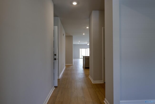 Building Photo - 223 Waylan Rdg Ln