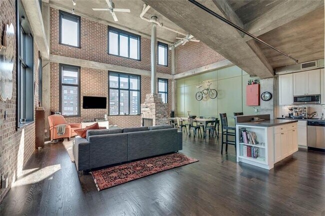 Foto del edificio - 660 Glen Iris Dr NE