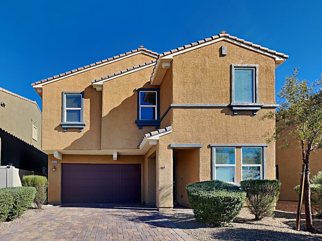 Primary Photo - 6844 Big Ben Ranch St