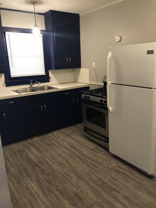 Foto del edificio - 407 Watkins St