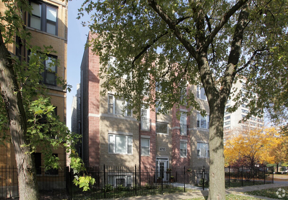 4710 S Ellis Ave, Chicago, IL 60615 Apartments in Chicago, IL
